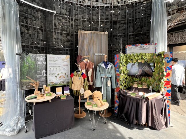 Team MOC-TEX exhibition